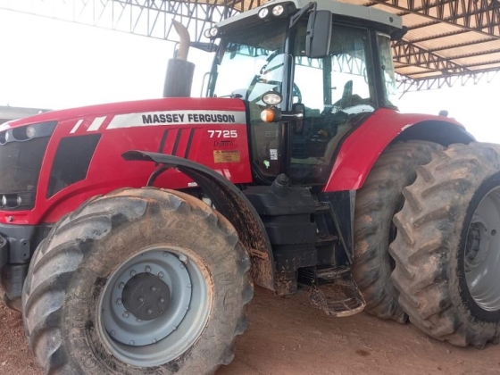 TRATOR MASSEY FERGUSON MF 7725