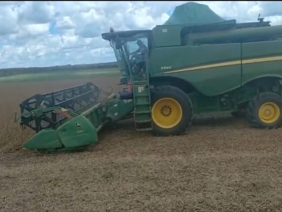 Colheitadeira John Deere S540 – 2014 | Pronta para o trabalho